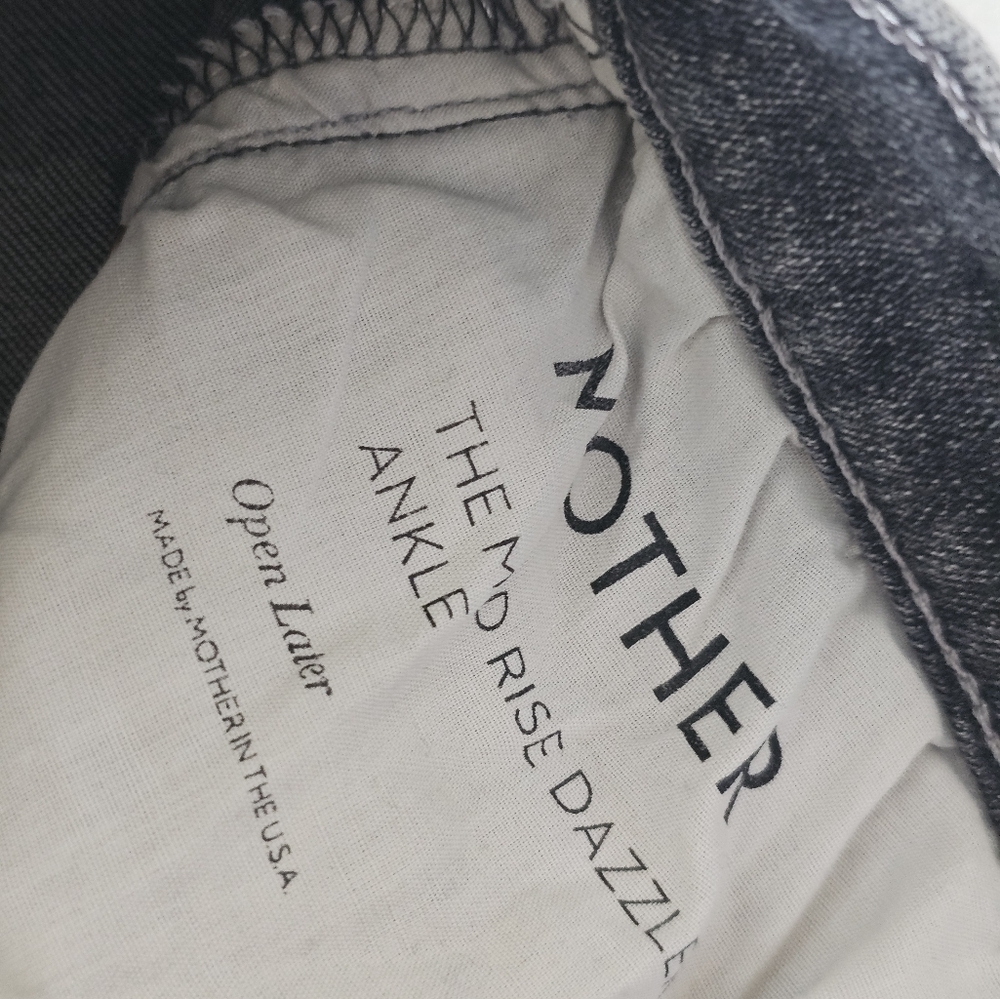 MOTHER Mid Rise Dazzler‎ Ankle Straight Leg Black Distressed Jeans 27 Preowned - Picture 9 of 11